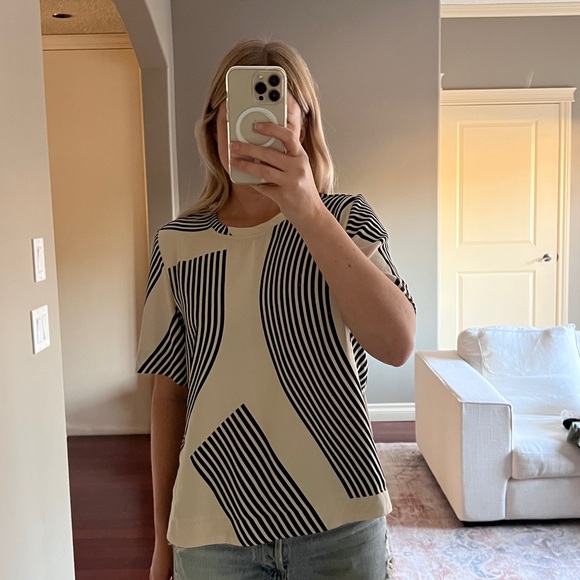 Weekday patterned tee - Picture 3 of 3